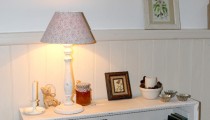 Shabby chic lamp