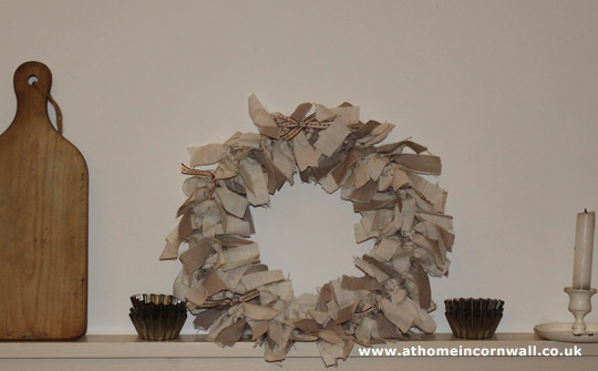 Fabric wreath – shabby chic style