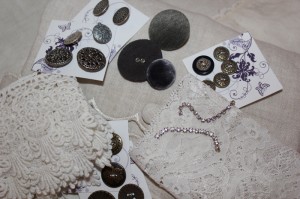 shabby chic lace and buttons 00063