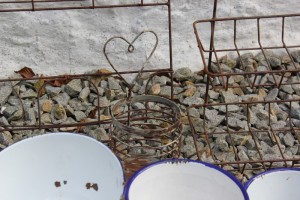 vintage finds - wire racks and enamelware