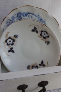 vintage_tea_cups