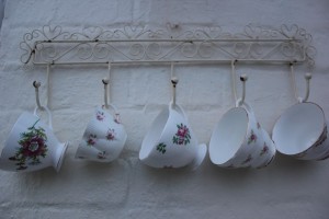 vintage_tea_cups